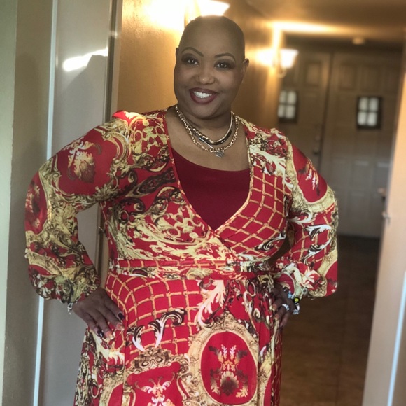 Meet your Posher, Demetra - Picture 2 of 4